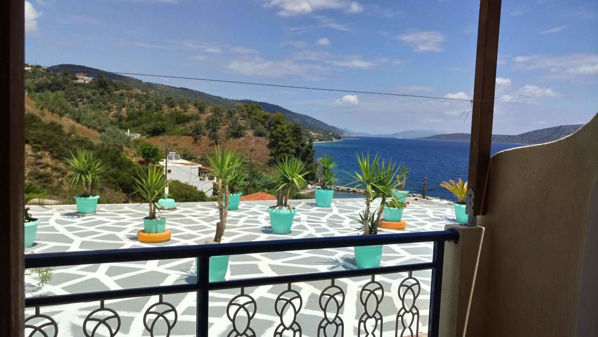 Agnanti Hotel Kalamakia Buitenkant foto