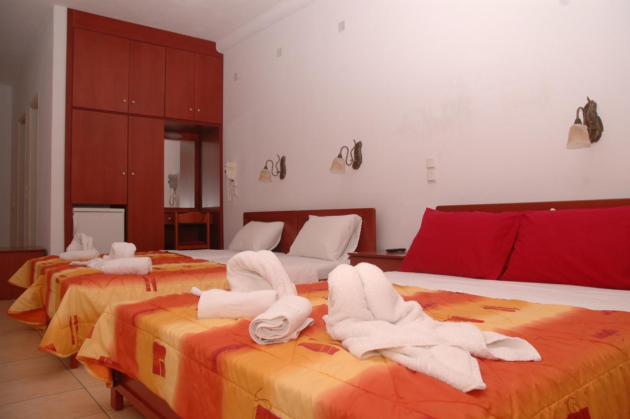 Agnanti Hotel Kalamakia Buitenkant foto