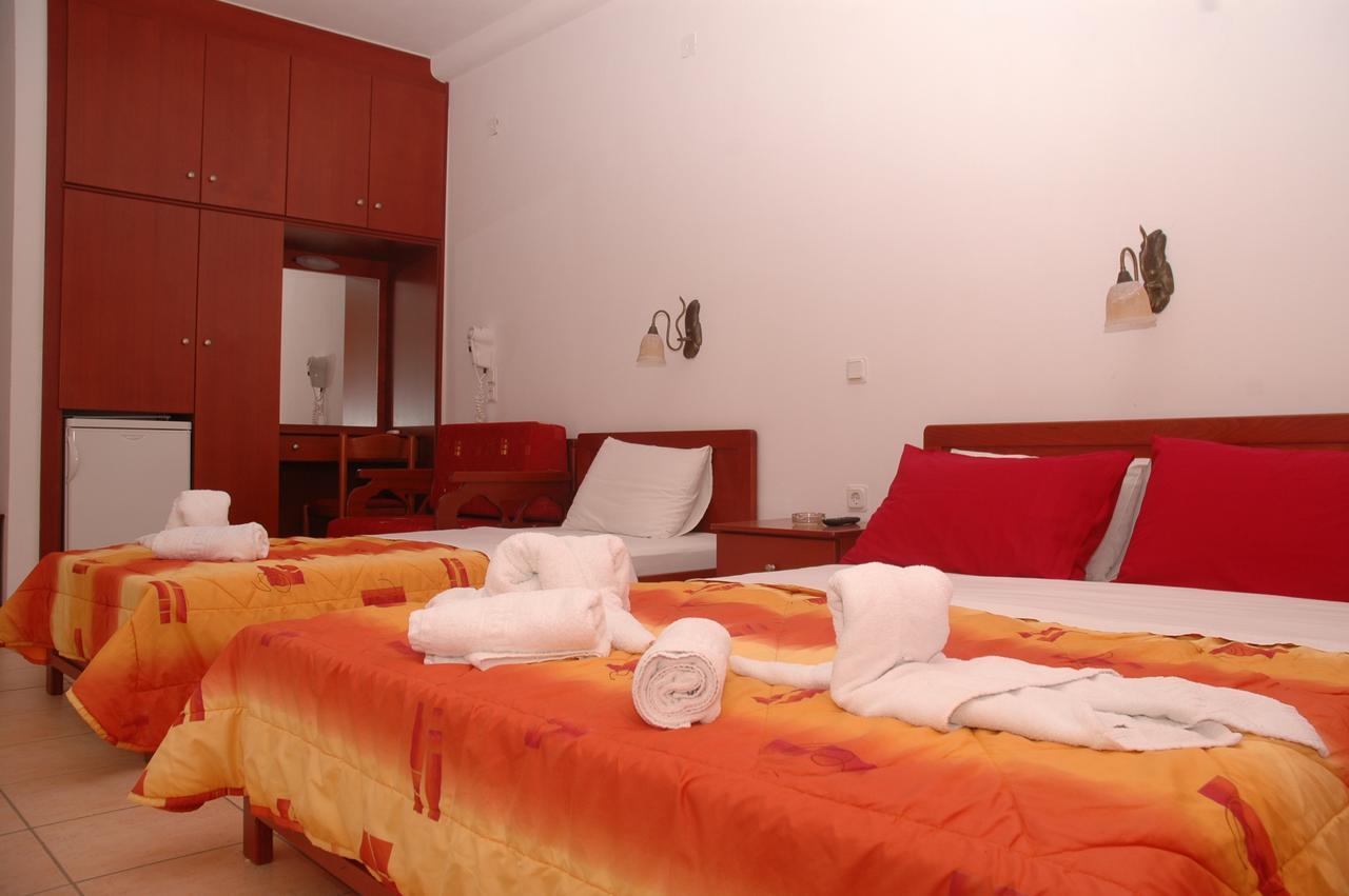 Agnanti Hotel Kalamakia Buitenkant foto