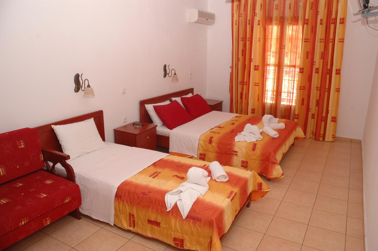 Agnanti Hotel Kalamakia Buitenkant foto