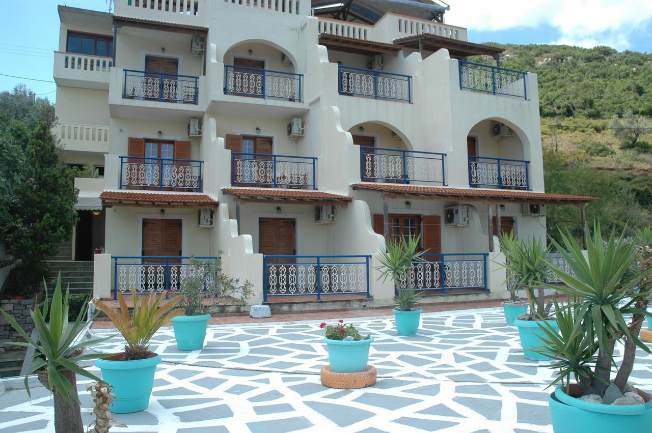 Agnanti Hotel Kalamakia Buitenkant foto