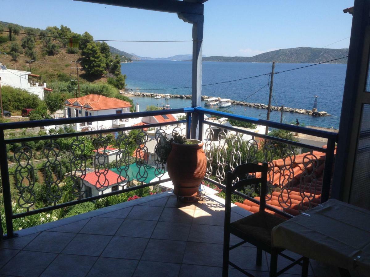 Agnanti Hotel Kalamakia Buitenkant foto