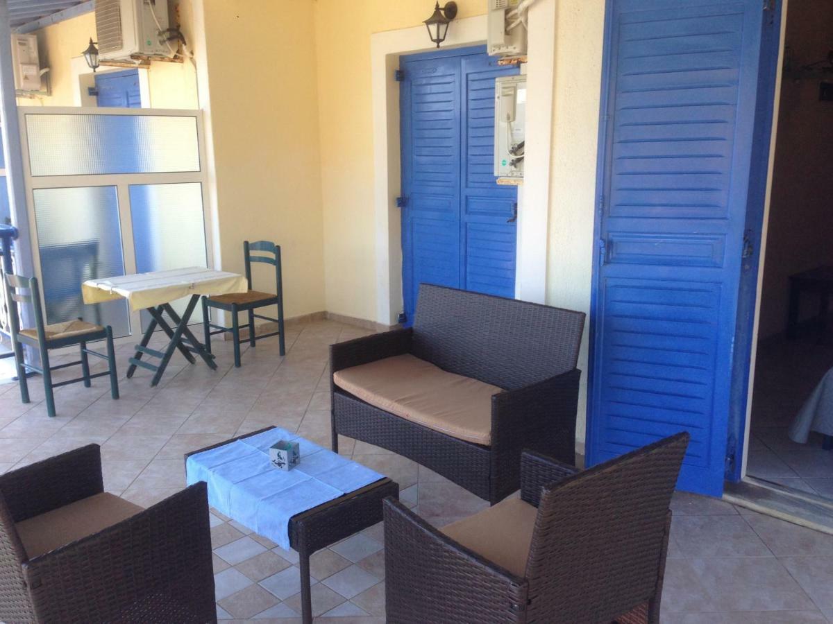 Agnanti Hotel Kalamakia Buitenkant foto