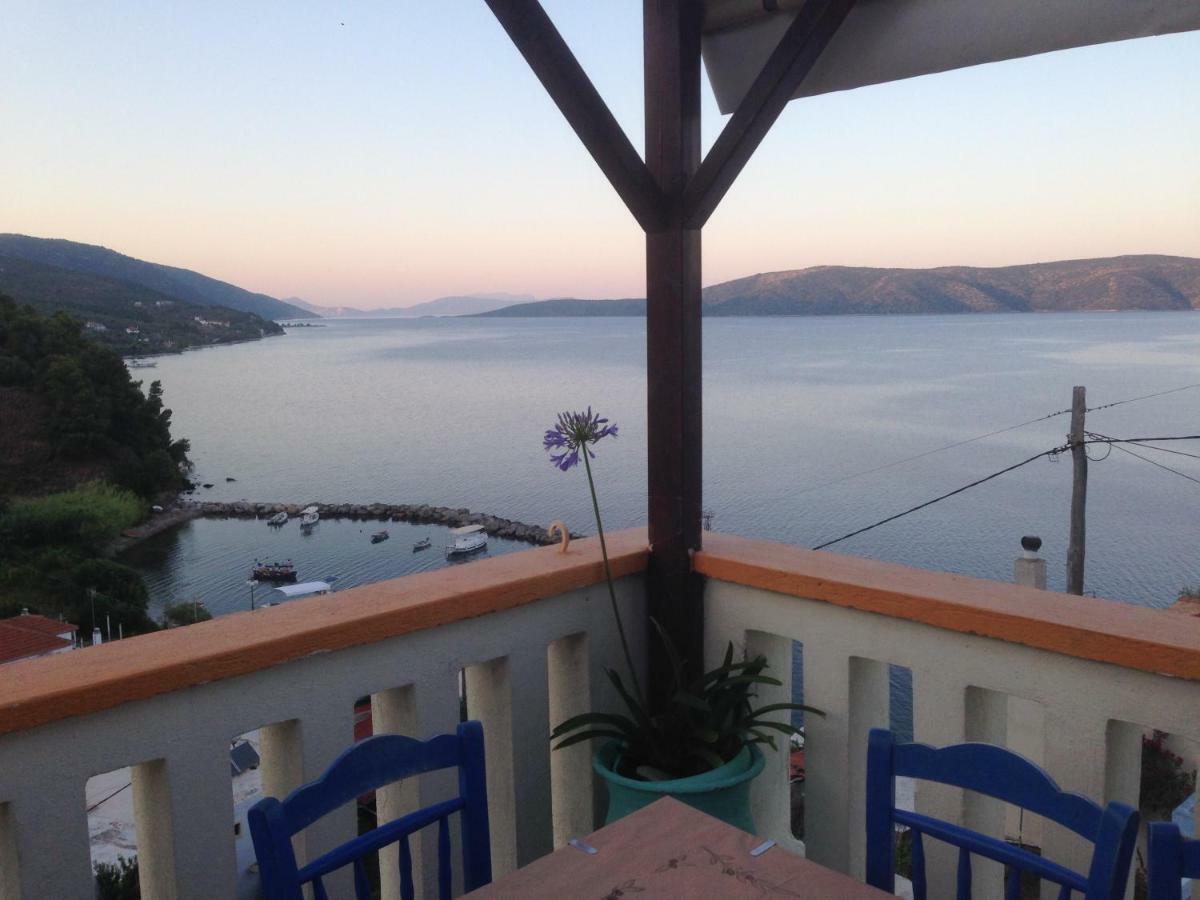Agnanti Hotel Kalamakia Buitenkant foto