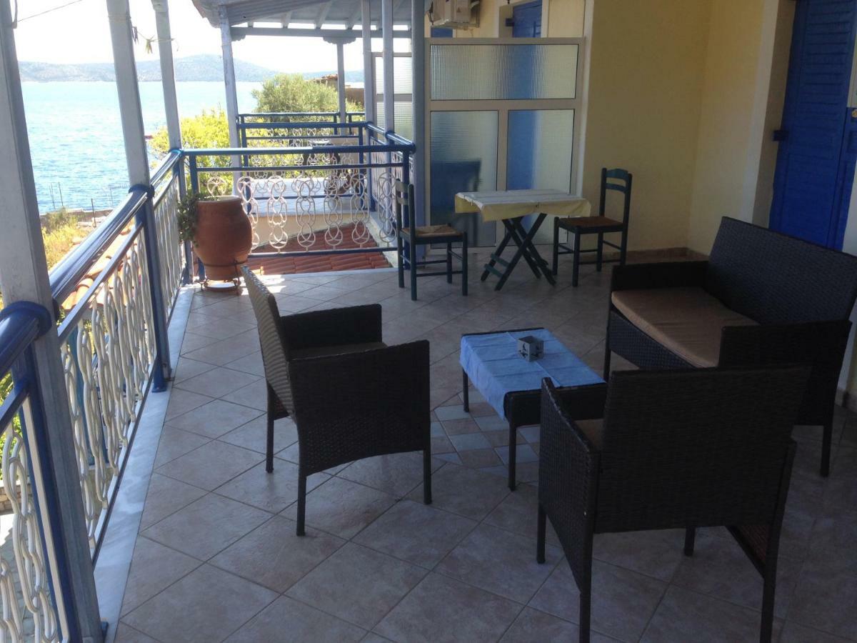Agnanti Hotel Kalamakia Buitenkant foto